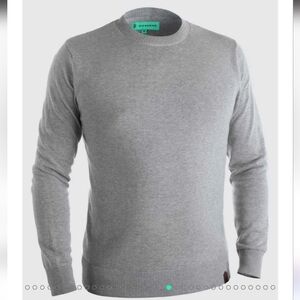 Classic Men's Crewneck Sweater in Gray